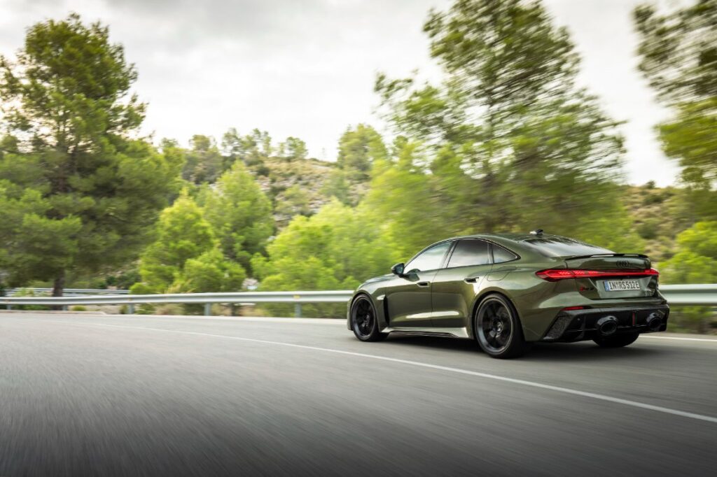 新型RS5が体現する「妥協なき電動化」の思想