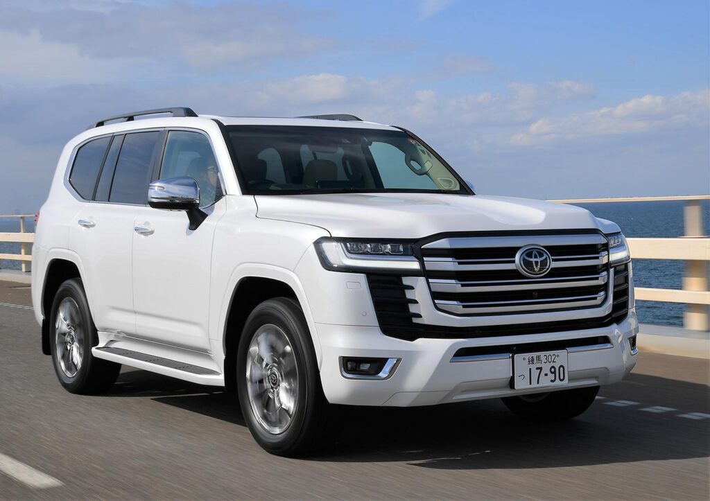 ランクル300納期最新情報