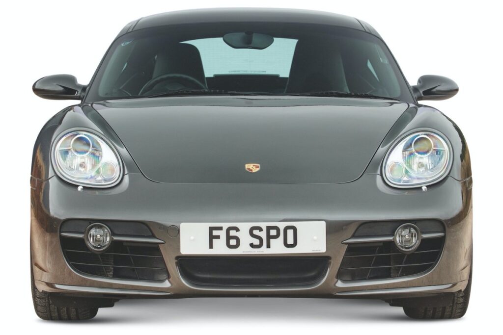 ポルシェ ケイマン987特徴を徹底解説！初代モデルの魅力とは