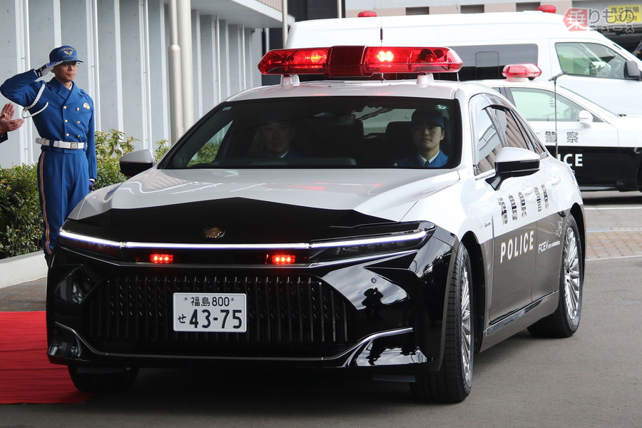 ぜクラウンが警察車両として選ばれ続けるのか