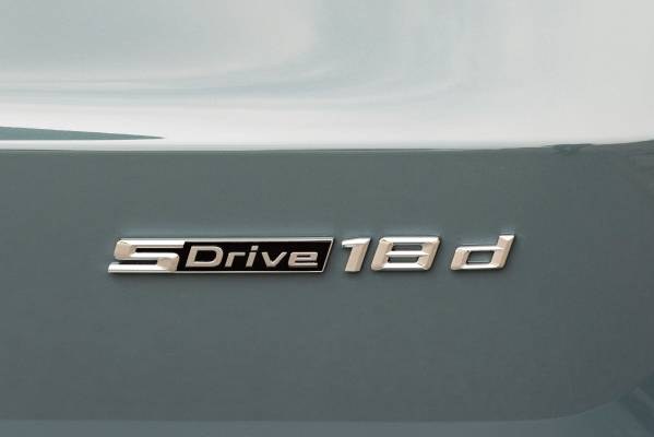 BMW X1 sDrive18d バッジ
