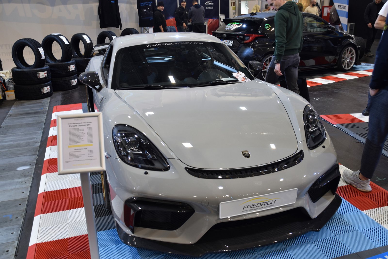 ポルシェ ケイマンのエンジンの特徴を徹底解説!2026最新モデルの魅力とは 2 Porsche 718 Cayman engine(engine)実写